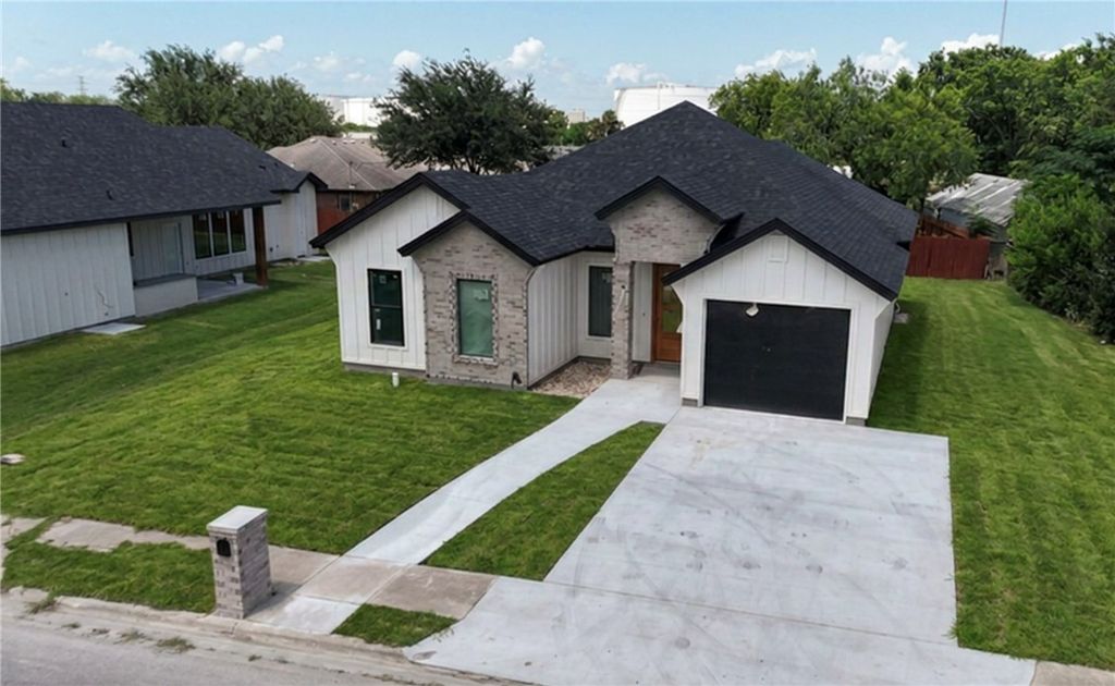 4430 Up River Road, Corpus Christi, TX 78408 — photo 3