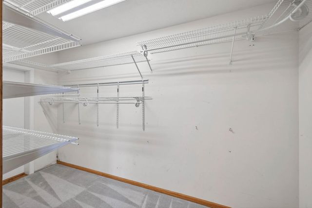 7716 7th Street N, Oakdale, MN 55128