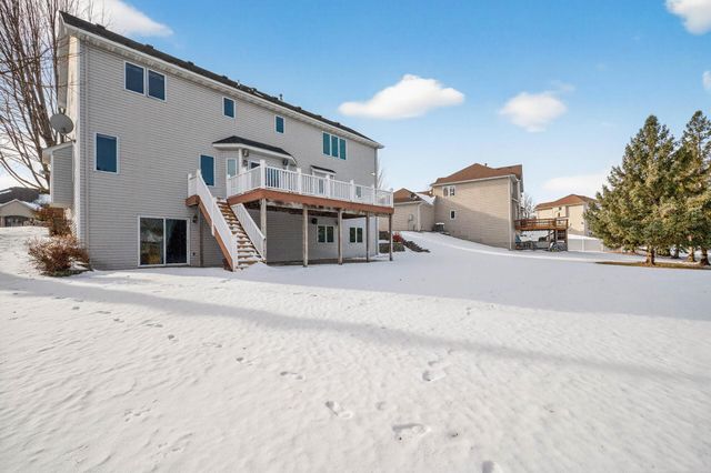 7716 7th Street N, Oakdale, MN 55128