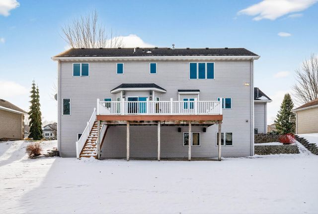 7716 7th Street N, Oakdale, MN 55128