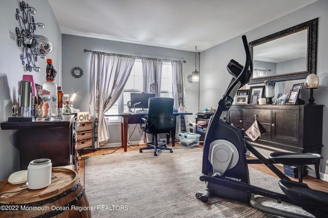 590 Beachway Avenue, Keansburg, NJ 07734