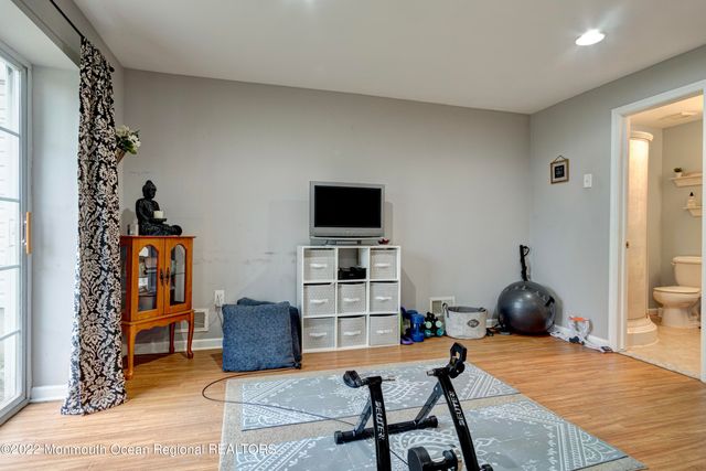 590 Beachway Avenue, Keansburg, NJ 07734