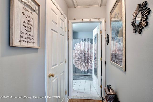 590 Beachway Avenue, Keansburg, NJ 07734