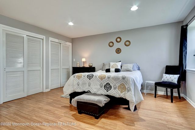 590 Beachway Avenue, Keansburg, NJ 07734