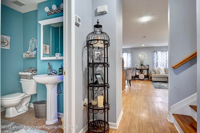 590 Beachway Avenue, Keansburg, NJ 07734