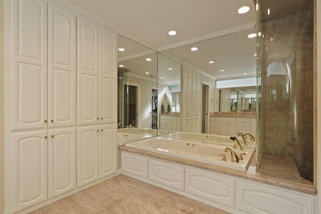 3864 Fourteen Mile Dr, Stockton, CA 95219