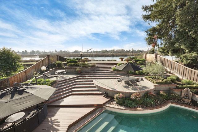 3864 Fourteen Mile Dr, Stockton, CA 95219