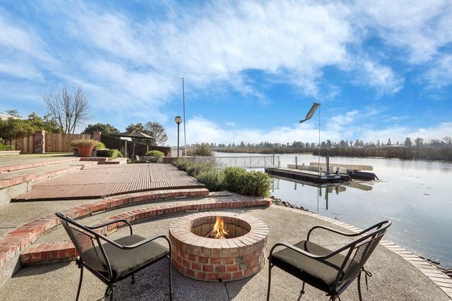 3864 Fourteen Mile Dr, Stockton, CA 95219