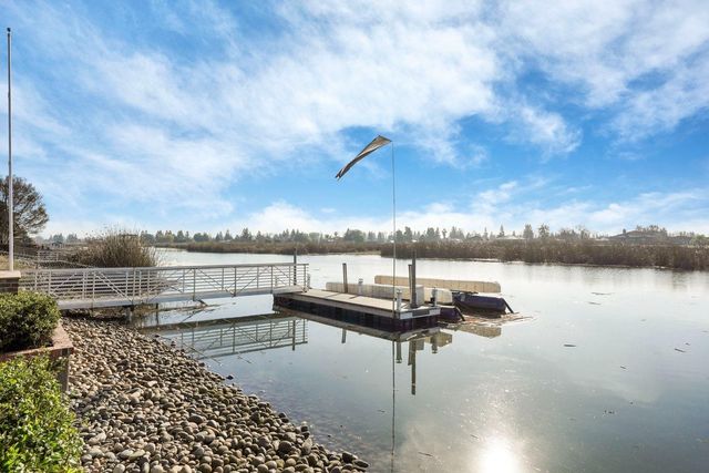 3864 Fourteen Mile Dr, Stockton, CA 95219