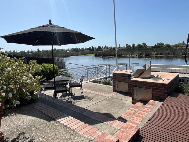 3864 Fourteen Mile Dr, Stockton, CA 95219