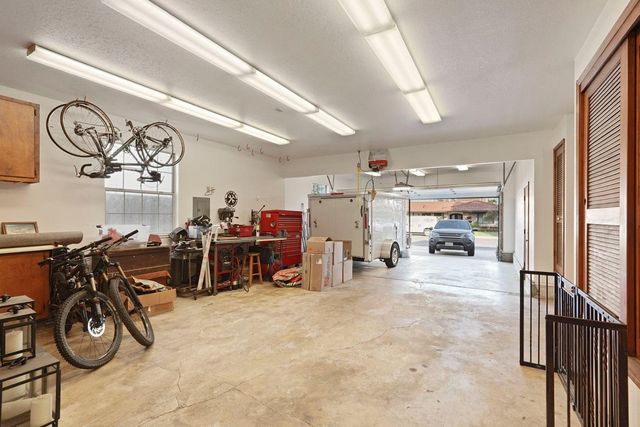 3864 Fourteen Mile Dr, Stockton, CA 95219