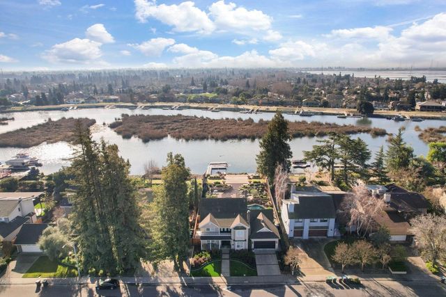 3864 Fourteen Mile Dr, Stockton, CA 95219