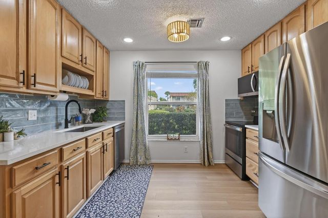 717 S Us Highway 1 912, Jupiter, FL 33477