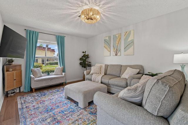 717 S Us Highway 1 912, Jupiter, FL 33477