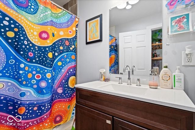 937 N Oxford Street, Indianapolis, IN 46201