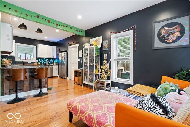 937 N Oxford Street, Indianapolis, IN 46201