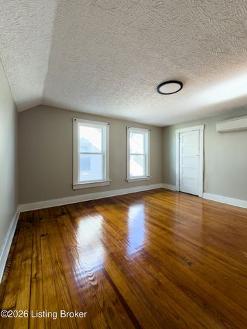 4010 S 3rd St, Louisville, KY 40214