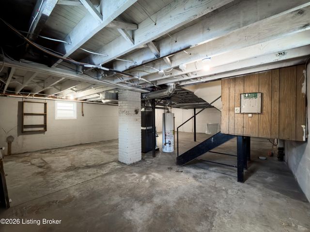 4010 S 3rd St, Louisville, KY 40214