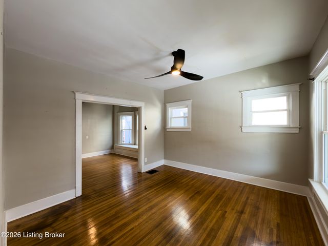 4010 S 3rd St, Louisville, KY 40214