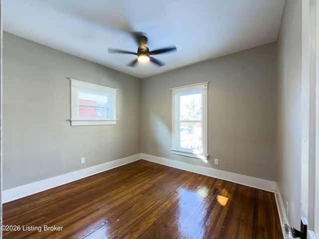 4010 S 3rd St, Louisville, KY 40214