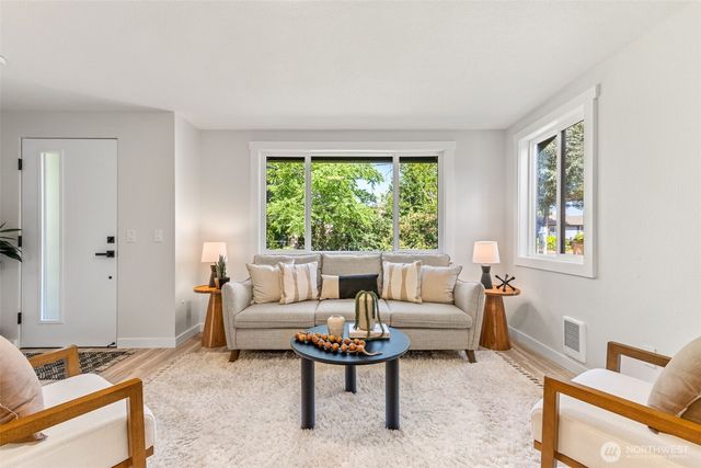 2226 125th Avenue Ct E, Edgewood, WA 98372