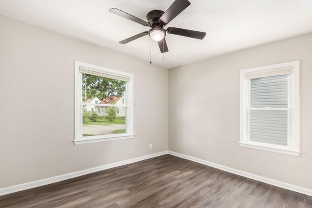 1097 Loretta Avenue, Columbus, OH 43211