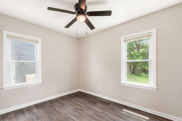 1097 Loretta Avenue, Columbus, OH 43211