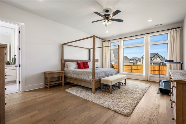 8805 W Milky Way, Bentonville, AR 72713