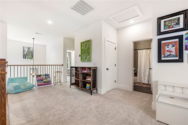 8805 W Milky Way, Bentonville, AR 72713