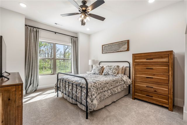 8805 W Milky Way, Bentonville, AR 72713