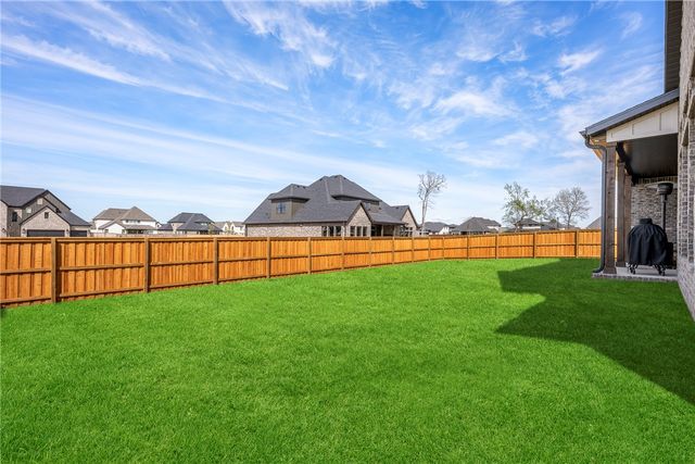 8805 W Milky Way, Bentonville, AR 72713