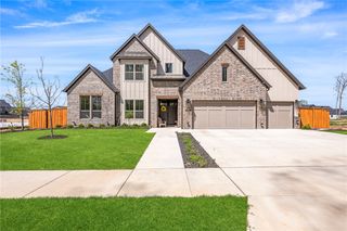8805 W Milky Way, Bentonville, AR 72713