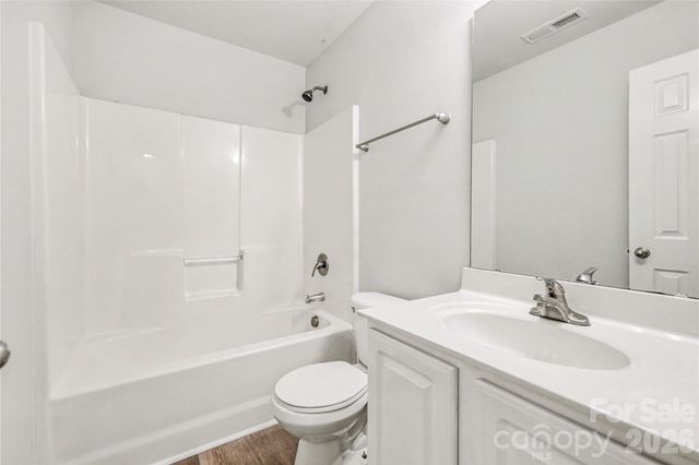 5626 Graypark Drive, Charlotte, NC 28269