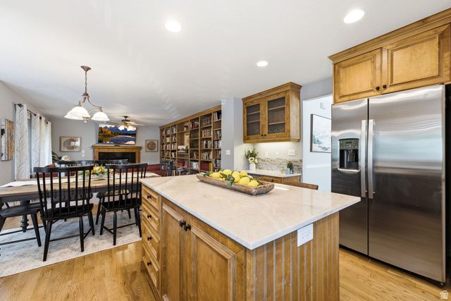 7126 S GRIFFITHS PL, Cottonwood Heights, UT 84121