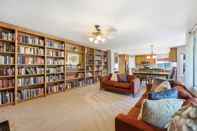 7126 S GRIFFITHS PL, Cottonwood Heights, UT 84121