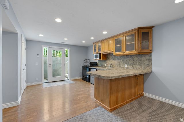 7126 S GRIFFITHS PL, Cottonwood Heights, UT 84121