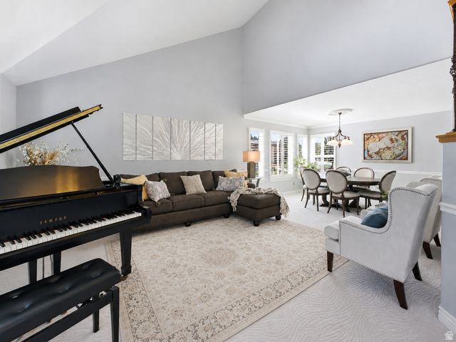 7126 S GRIFFITHS PL, Cottonwood Heights, UT 84121