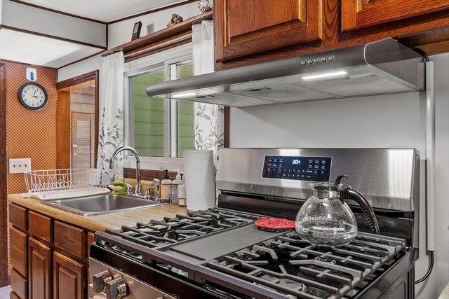 9 River Park Terrace, Andover, MA 01810
