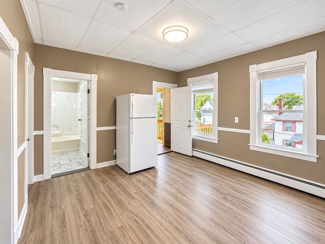 208-210 Bruce St 3, Lawrence, MA 01841