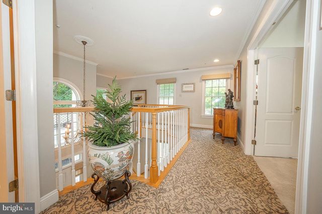 406 MERION HILL LN, Conshohocken, PA 19428