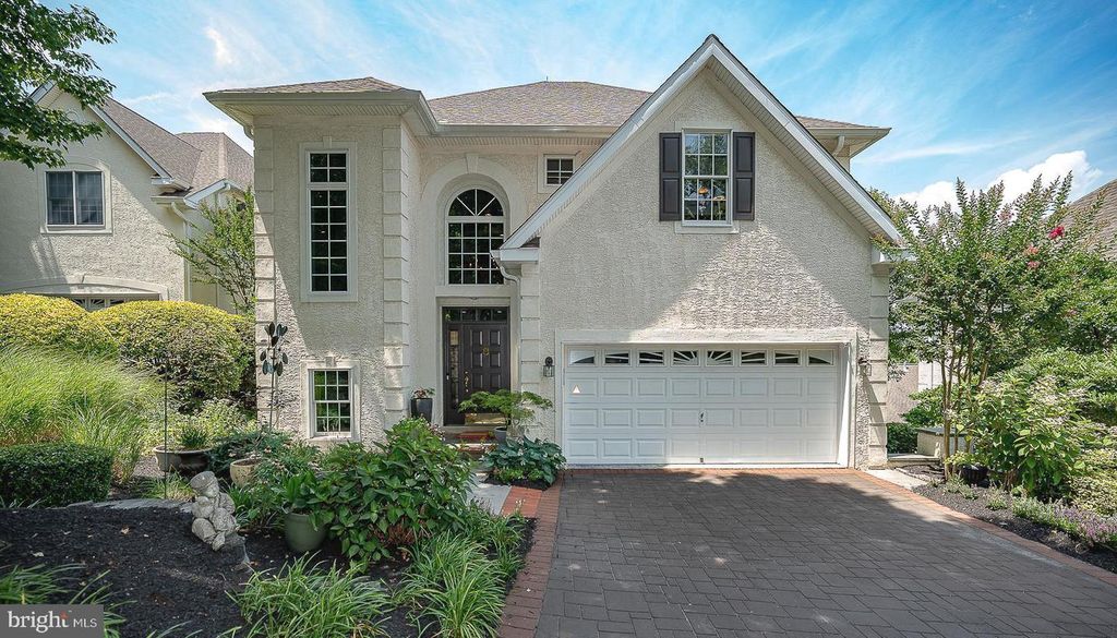 406 MERION HILL LN, Conshohocken, PA 19428