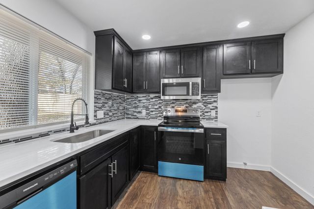 2506 Holt Road, Arlington, TX 76006