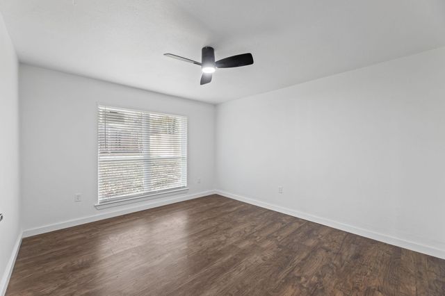 2506 Holt Road, Arlington, TX 76006