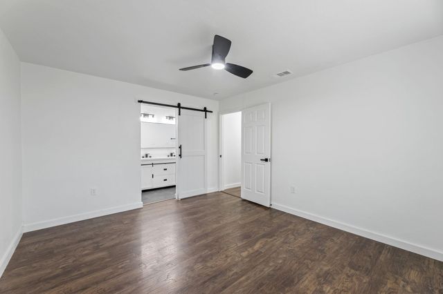 2506 Holt Road, Arlington, TX 76006