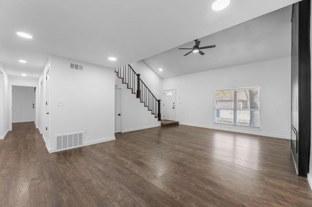 2506 Holt Road, Arlington, TX 76006