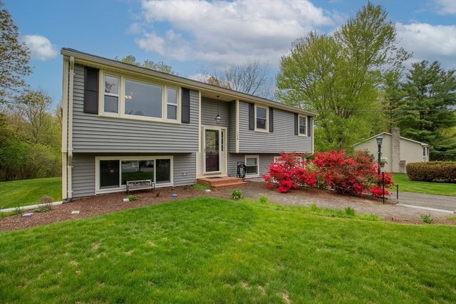 108 Bayberry Road, North Attleboro, MA 02760