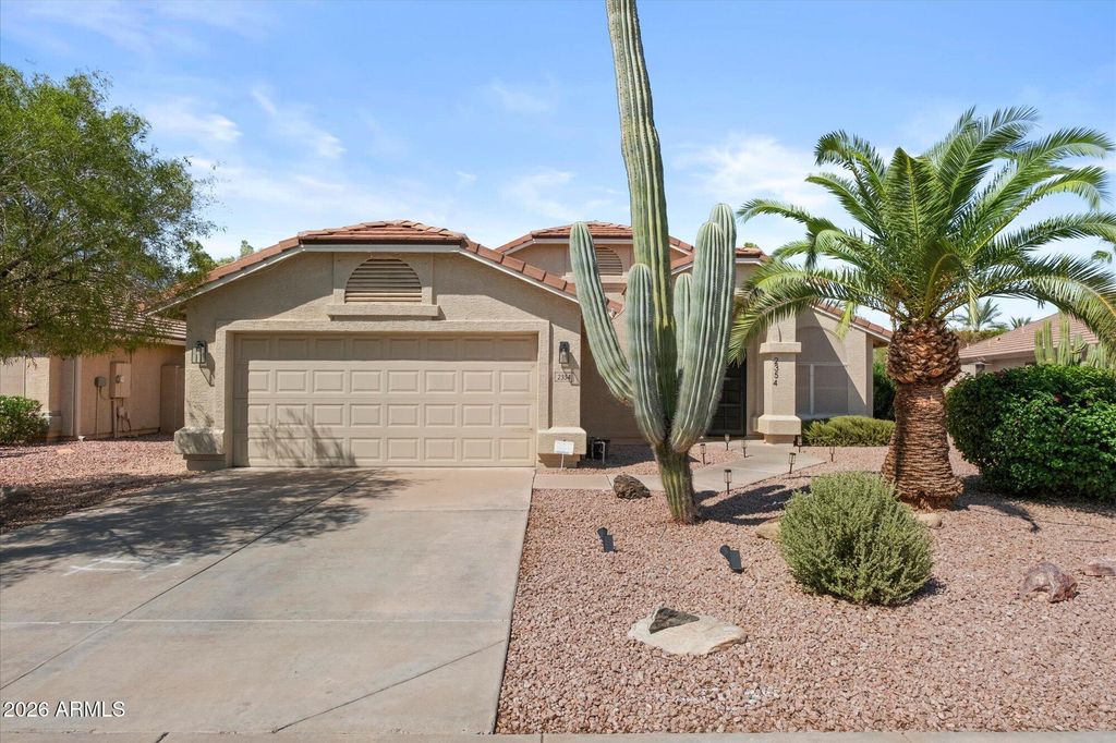 2354 E RAWHIDE Street, Gilbert, AZ 85296 — exterior
