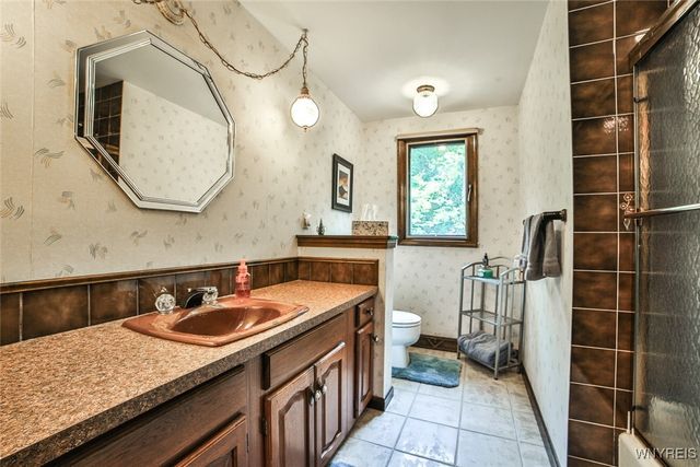 8205 Clarherst Drive, Clarence, NY 14051