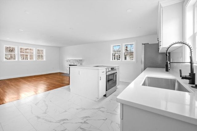 115 Bunker Hill Lane, Quincy, MA 02169