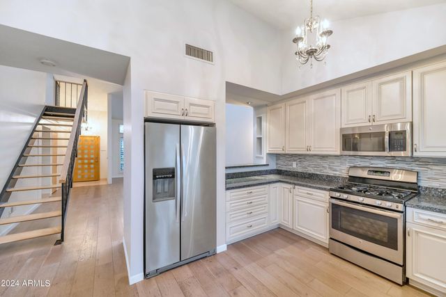 7113 E Arlington Road, Paradise Valley, AZ 85253